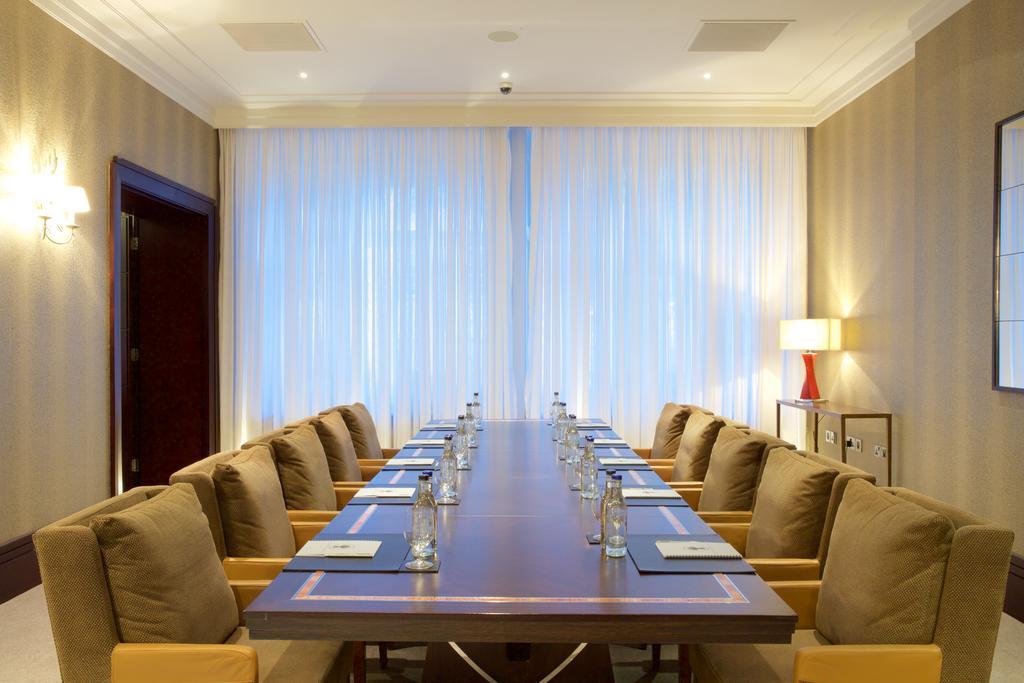 The Chester Grosvenor Exterior foto Meeting room